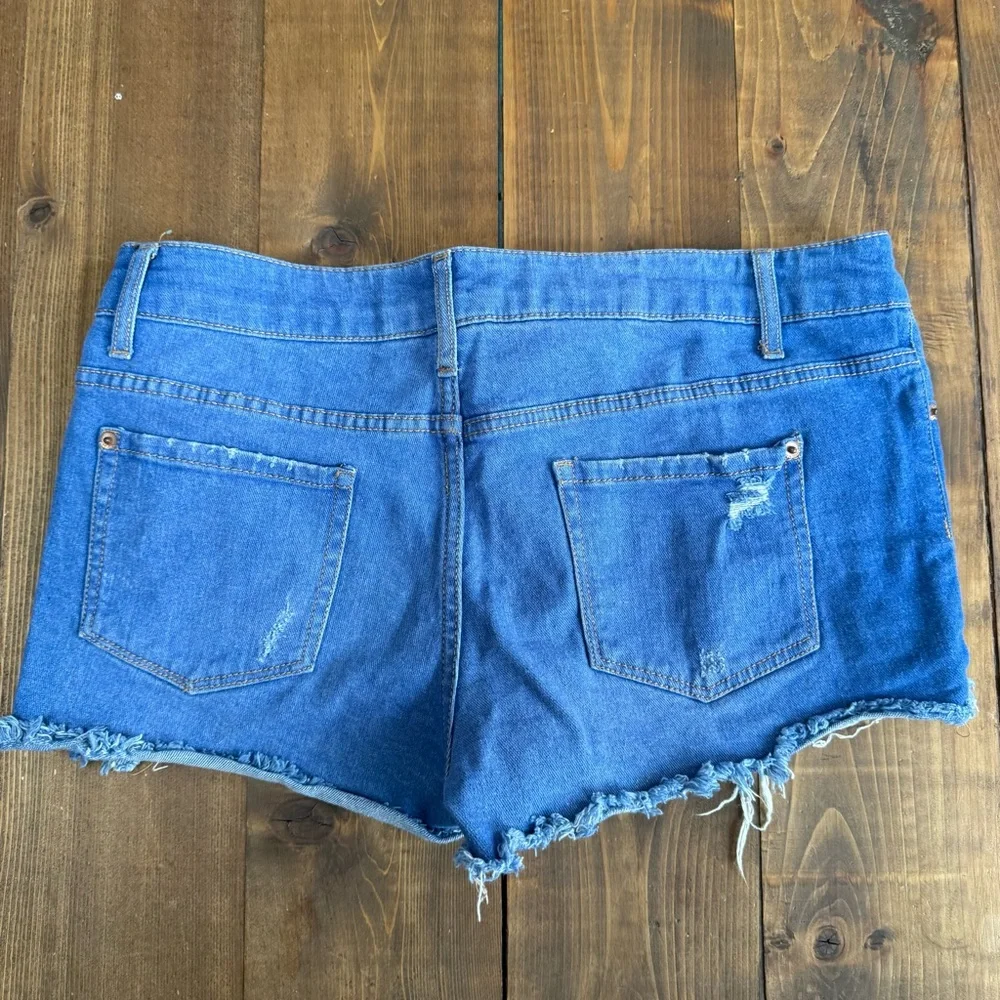 No Boundaries Blue Distressed Jean Shorts